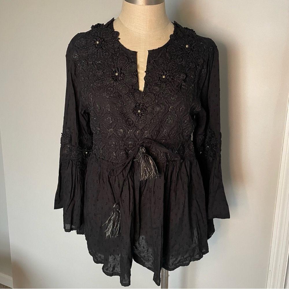 Barok Black embellished top size M/L